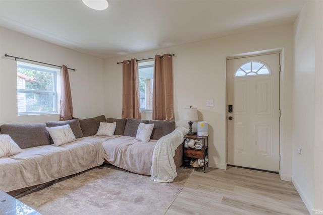 3406 Hartmetz Avenue, Evansville, IN 47712