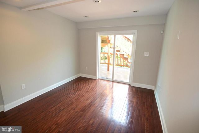 1009 N WASHINGTON ST N, Baltimore, MD 21205