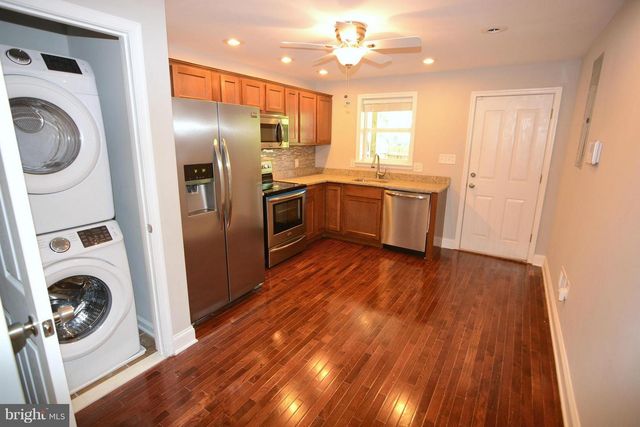 1009 N WASHINGTON ST N, Baltimore, MD 21205