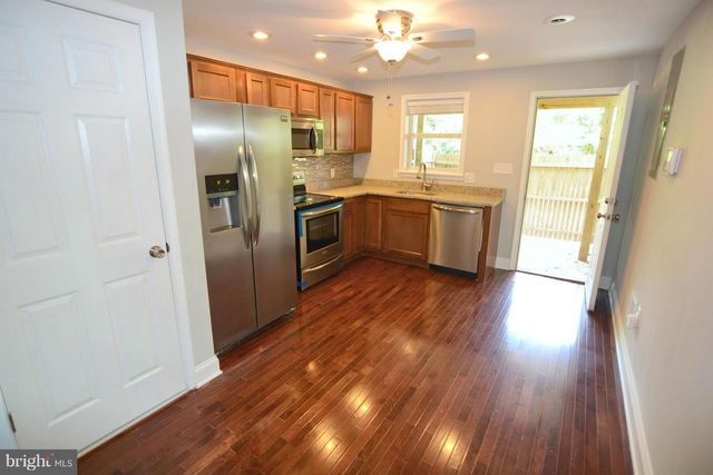 1009 N WASHINGTON ST N, Baltimore, MD 21205