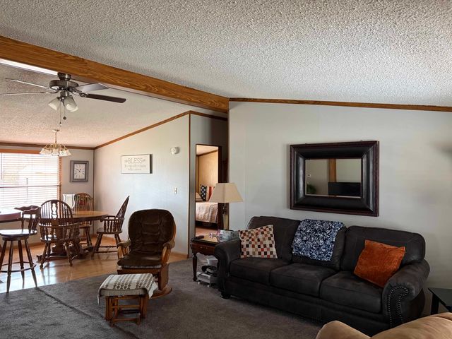 2685 SE 13th Ter, El Dorado, KS 67042