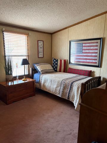 2685 SE 13th Ter, El Dorado, KS 67042