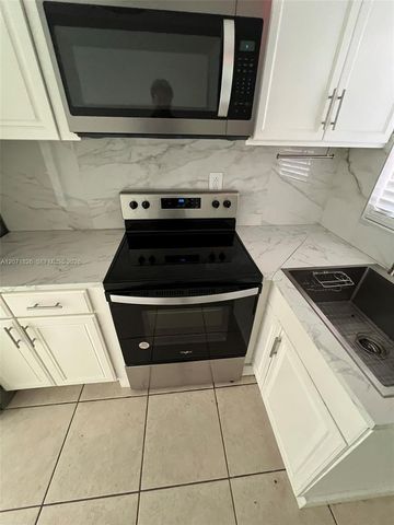 6101 Rodman Street 2, Hollywood, FL 33023