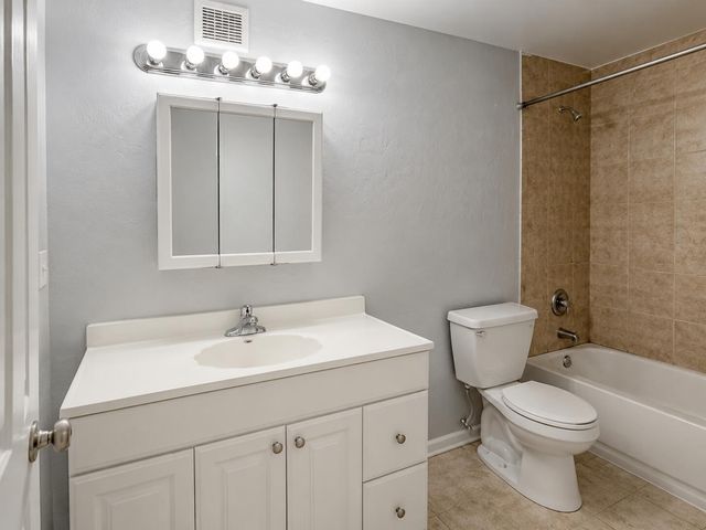 1223 W 27th Street, Riviera Beach, FL 33404