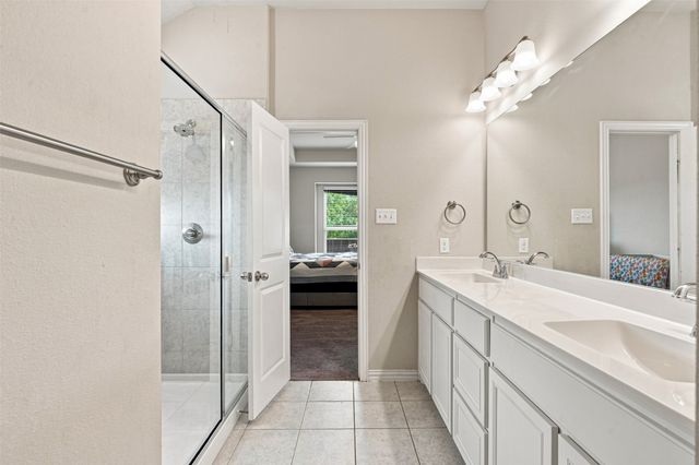 1321 Raleigh Path Road, Denton, TX 76208