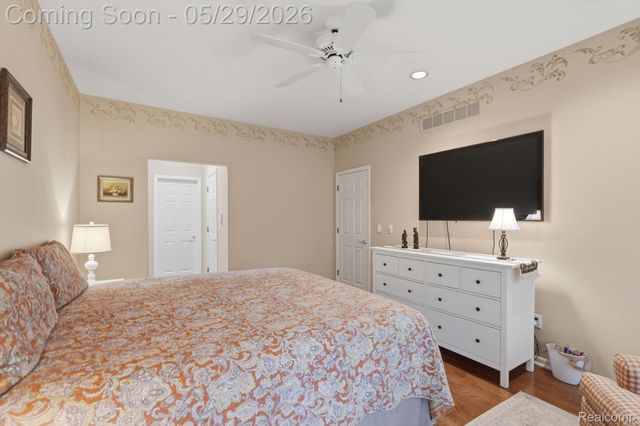 47301 Bramblewood Court, Novi, MI 48374