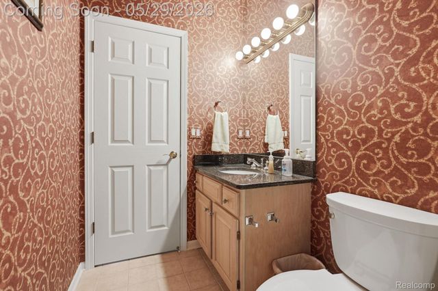 47301 Bramblewood Court, Novi, MI 48374