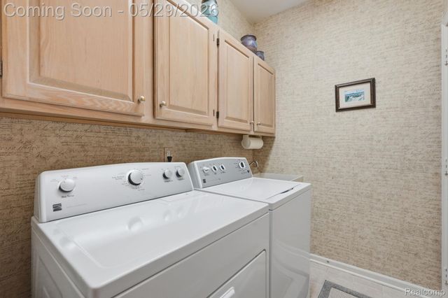 47301 Bramblewood Court, Novi, MI 48374