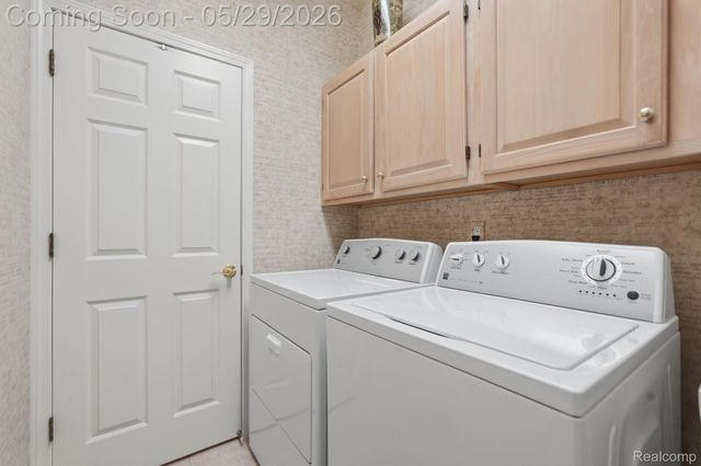 47301 Bramblewood Court, Novi, MI 48374