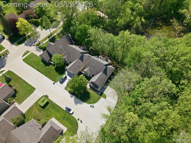 47301 Bramblewood Court, Novi, MI 48374