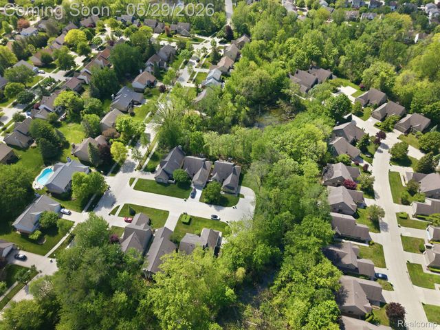 47301 Bramblewood Court, Novi, MI 48374