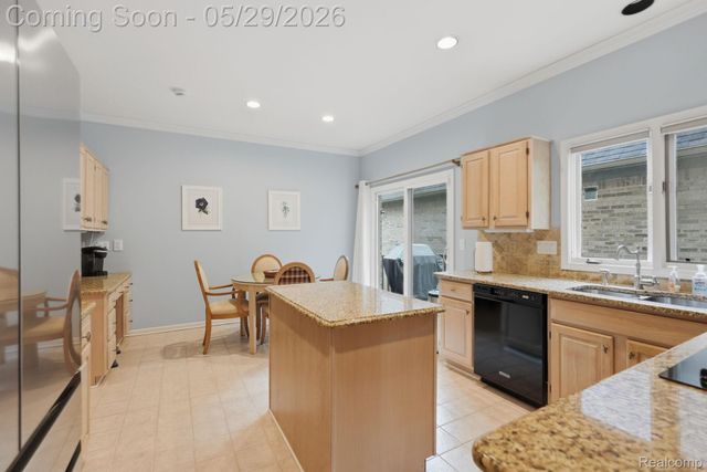 47301 Bramblewood Court, Novi, MI 48374