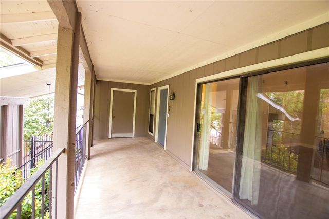 8615 Putnam Drive C, Austin, TX 78757