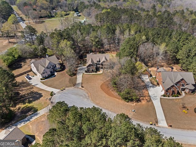 8 Ranan Lane, Newnan, GA 30263