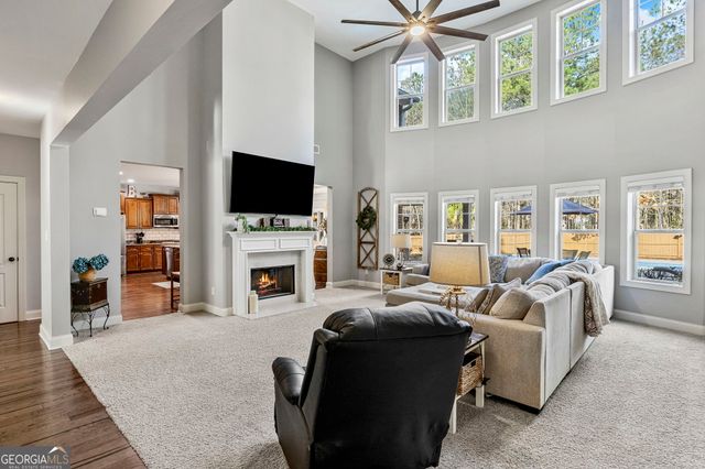 8 Ranan Lane, Newnan, GA 30263