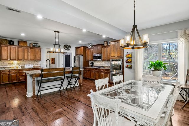 8 Ranan Lane, Newnan, GA 30263