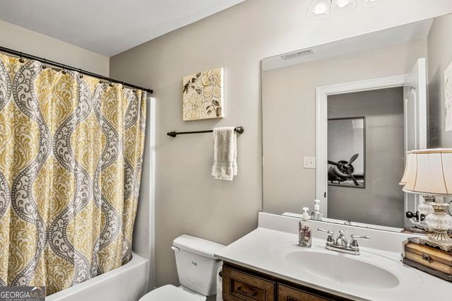 8 Ranan Lane, Newnan, GA 30263