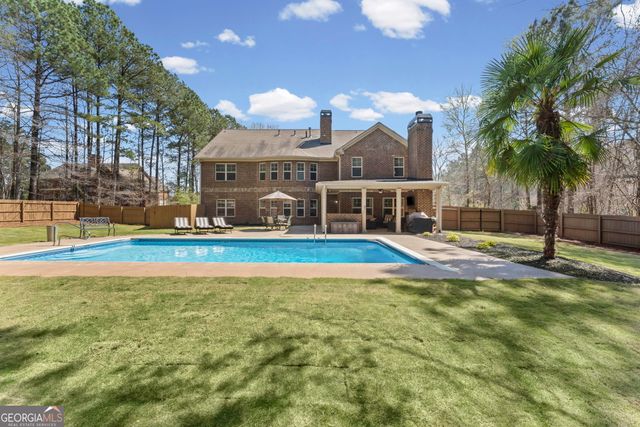 8 Ranan Lane, Newnan, GA 30263