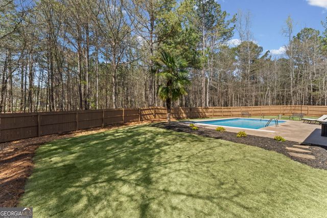 8 Ranan Lane, Newnan, GA 30263