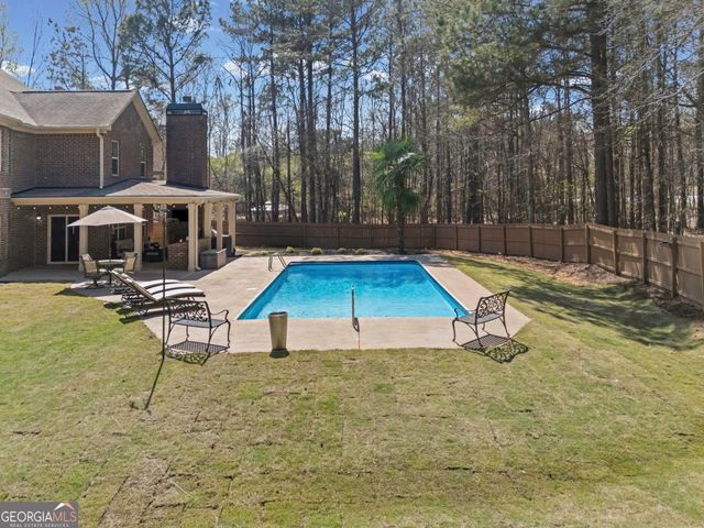 8 Ranan Lane, Newnan, GA 30263
