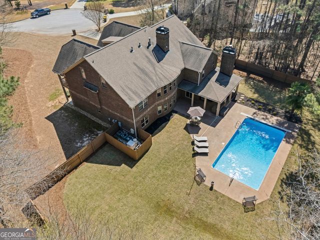 8 Ranan Lane, Newnan, GA 30263