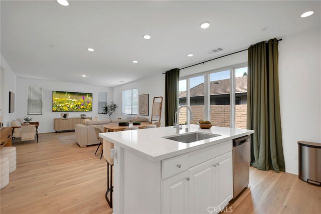 352 Lilly, Rialto, CA 92376