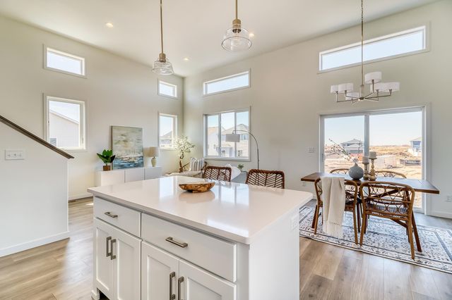 6747 68th Avenue S, Horace, ND 58047