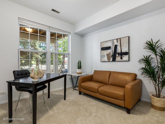 121 Commons Court, Wheeling, IL 60090