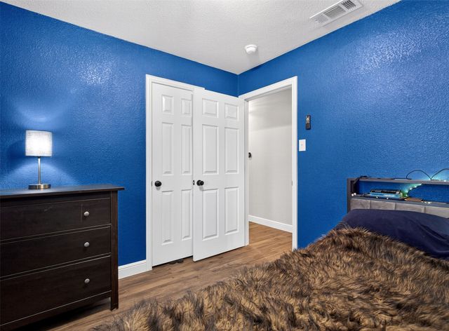 1006 Oakchase Court, Azle, TX 76020