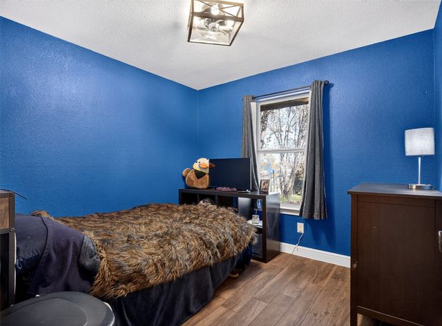 1006 Oakchase Court, Azle, TX 76020