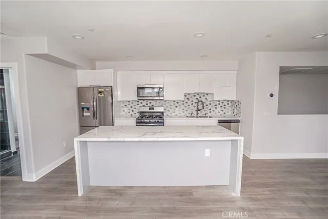 4635 Lexington Avenue, Los Angeles, CA 90029