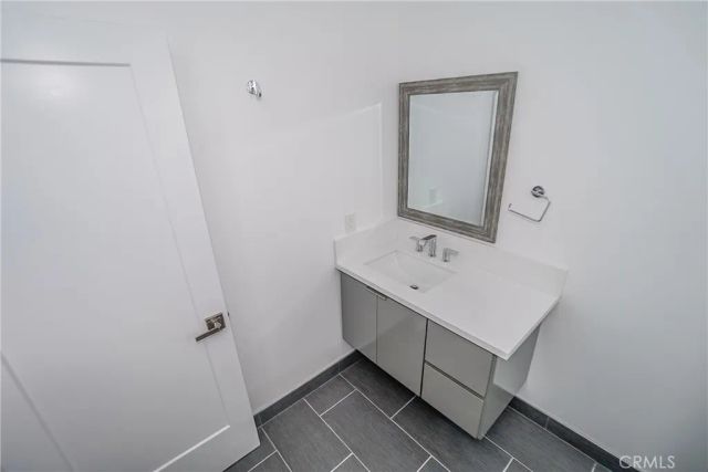 4635 Lexington Avenue, Los Angeles, CA 90029