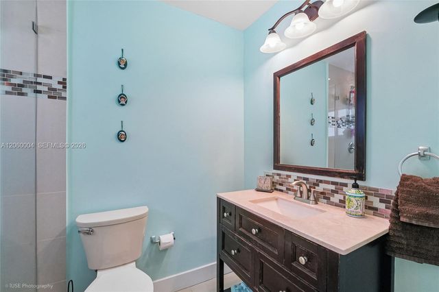 3536 NE 168th Street 206, North Miami Beach, FL 33160
