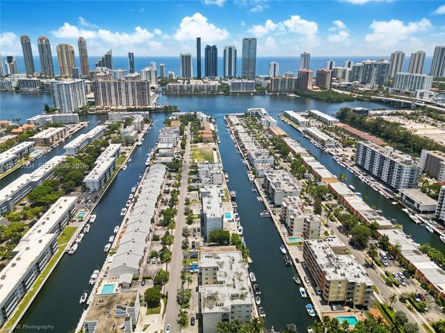 3536 NE 168th Street 206, North Miami Beach, FL 33160