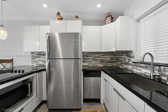 3536 NE 168th Street 206, North Miami Beach, FL 33160