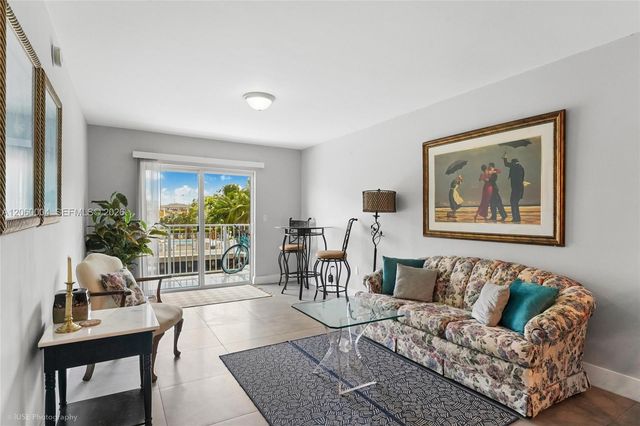 3536 NE 168th Street 206, North Miami Beach, FL 33160