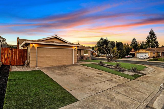 3600 Brookdale Cir, Antioch, CA 94509