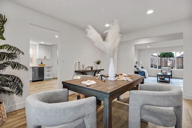 3600 Brookdale Cir, Antioch, CA 94509