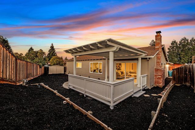 3600 Brookdale Cir, Antioch, CA 94509