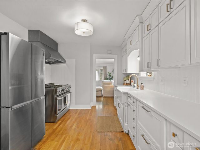 1301 Oakes Avenue, Everett, WA 98201