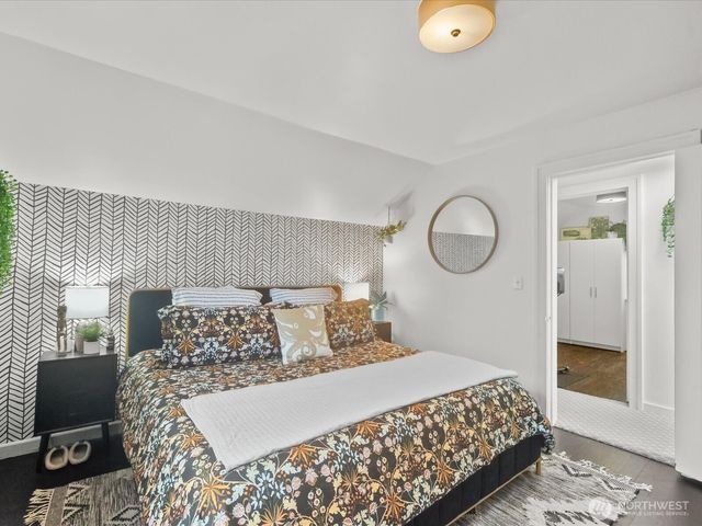 1301 Oakes Avenue, Everett, WA 98201