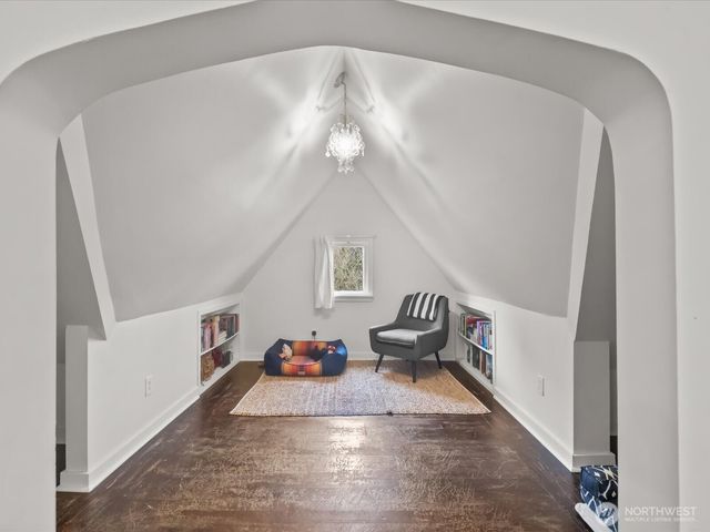 1301 Oakes Avenue, Everett, WA 98201