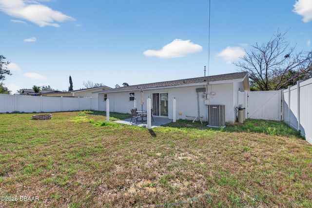 1448 Flomich Street, Daytona Beach, FL 32117