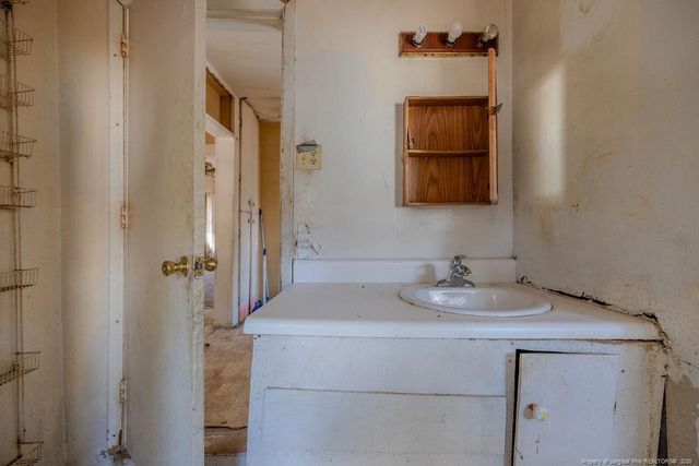 879 Jordan Road, Autryville, NC 28318