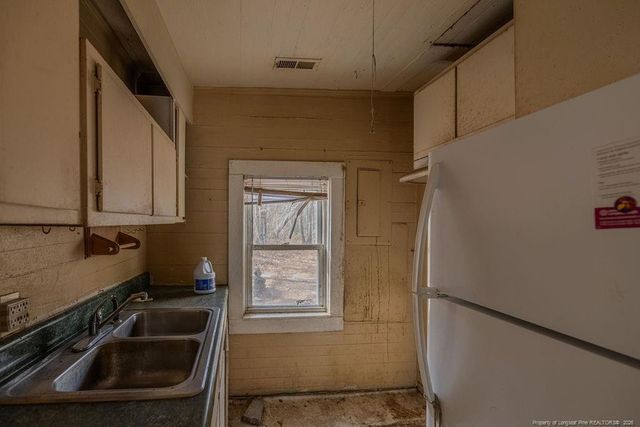 879 Jordan Road, Autryville, NC 28318