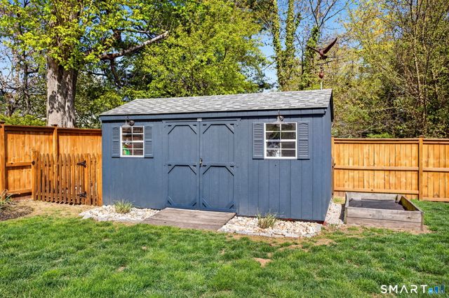 2 Elm Street, Groton, CT 06355