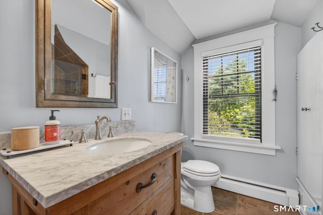 2 Elm Street, Groton, CT 06355