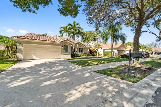 1695 Lakeshore Circle, Weston, FL 33326