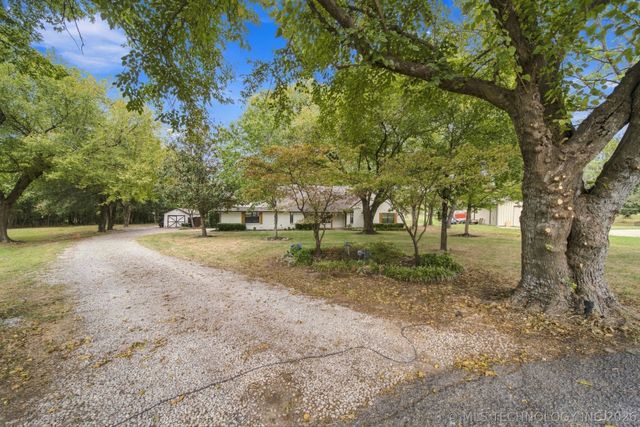 15150 E 100th Street North, Owasso, OK 74055
