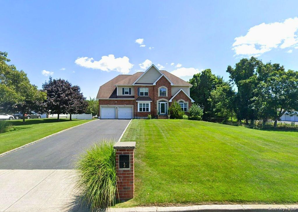 3 Mercedes Court, East Patchogue, NY 11772